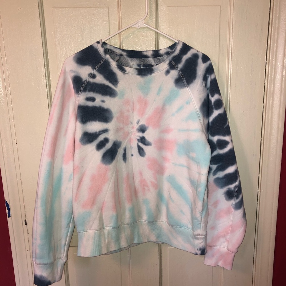 Forever 21 Pullover Sweatshirt